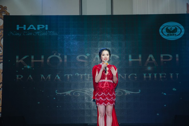 “khoi sac hapi”: nu ceo xinh dep tri an he thong va ra mat thuong hieu my pham thien nhien - 9